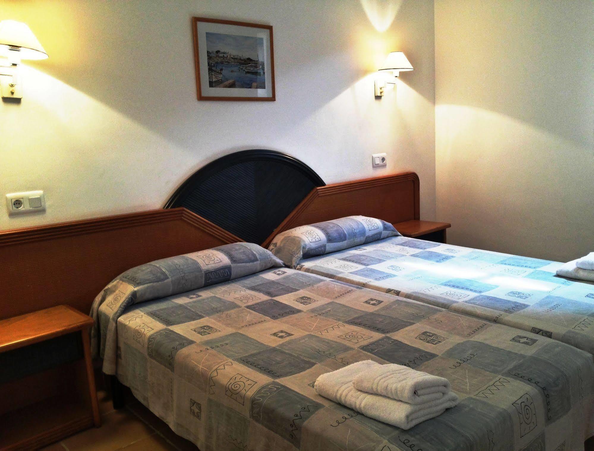 Apartamentos Primasud Punta Prima  Εξωτερικό φωτογραφία